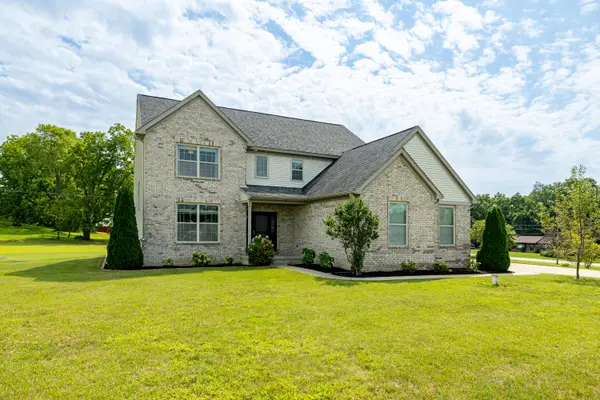 672 Meadow Hill Road, Saline, MI 48176