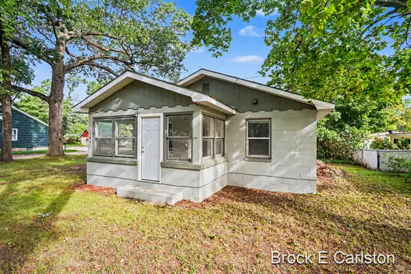 1756 Marquette Avenue, Muskegon, MI 49442