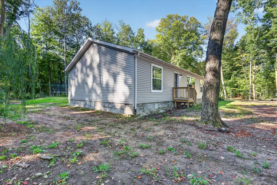 9633 W Howard City Edmore, Lakeview, MI 48850 - #3