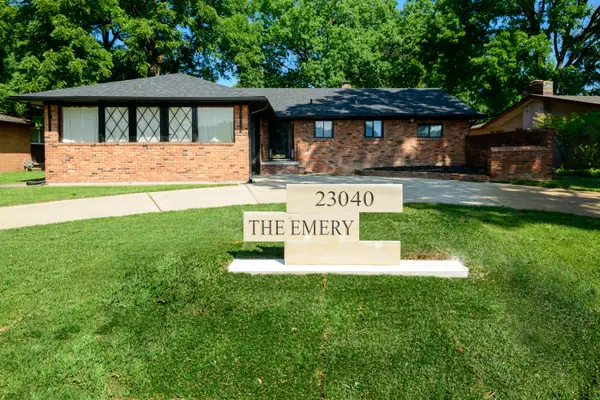 23040 Pembroke Avenue, Detroit, MI 48219
