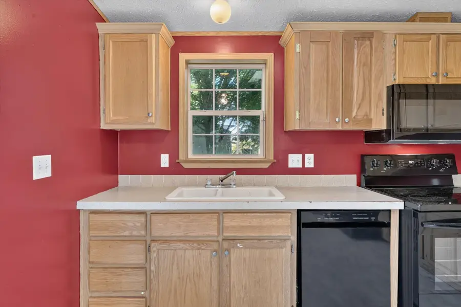 105 S Stone Avenue, Battle Creek, MI 49014 - #2