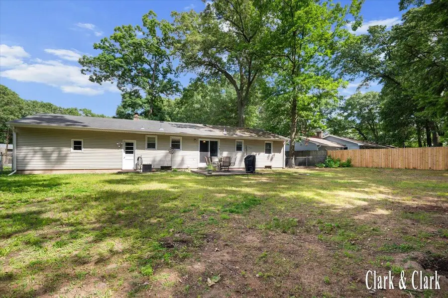 4747 Marshall Avenue Se, Kentwood, MI 49508 - #2