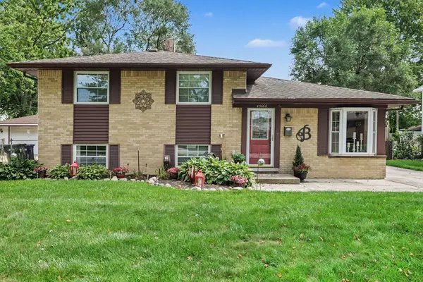 43666 Deborah Drive, Sterling Heights, MI 48313