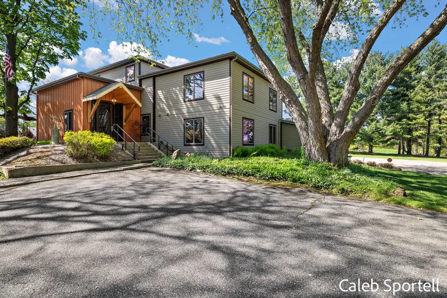 8201 Cherry Valley Avenue Se, Caledonia, MI 49316 - #3