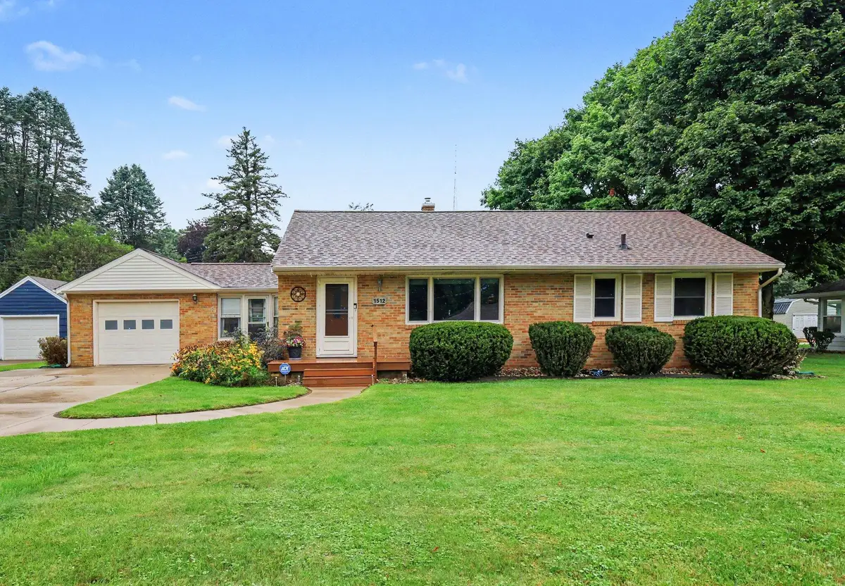 1512 Kensington Drive, Jackson, MI 49203 - #1