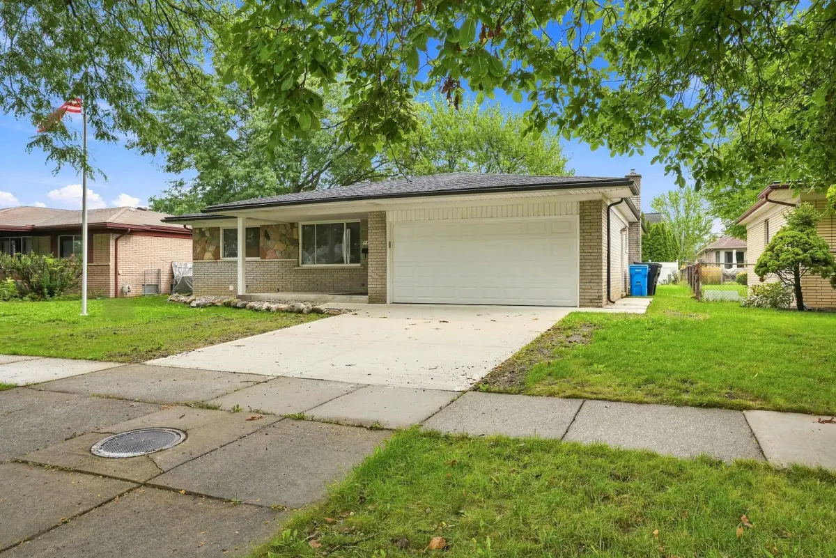 1810 Briarwood Drive, Madison Heights, MI 48071 - #1