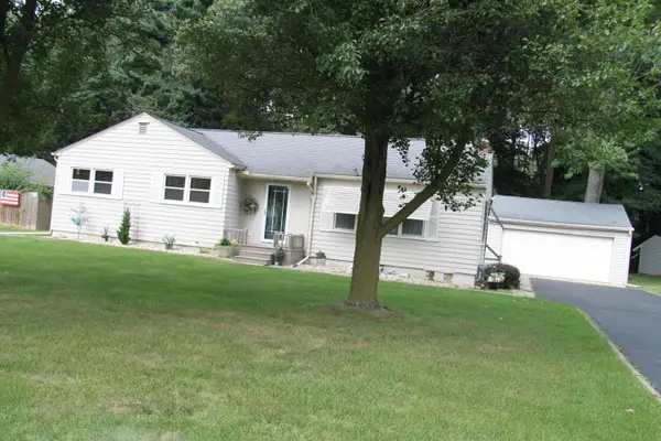 1416 Larrys Drive, Jackson, MI 49203