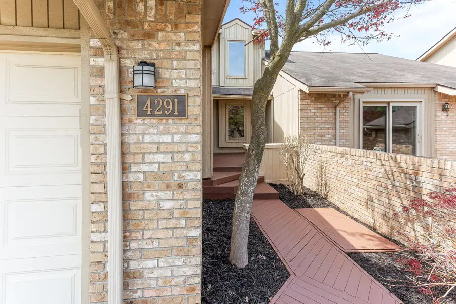 4291 Foxpointe Drive #53, West Bloomfield, MI 48323 - #3