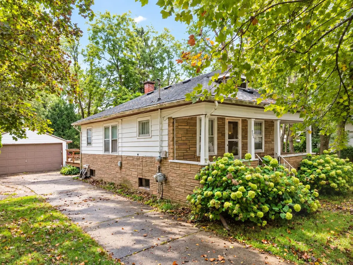 906 Arthur Avenue, Kalamazoo, MI 49048 - #1