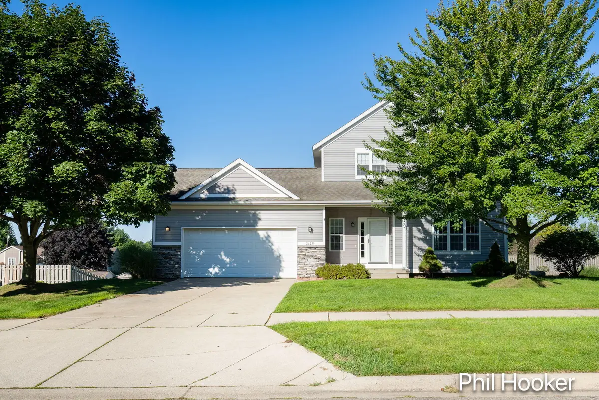 2125 Orchard Ridge Drive Nw, Grand Rapids, MI 49534 - #1