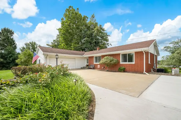 48648 68th Street, Hartford, MI 49057