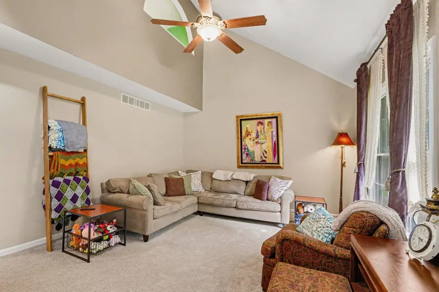6367 Pokagon Road, Berrien Center, MI 49102 - #2