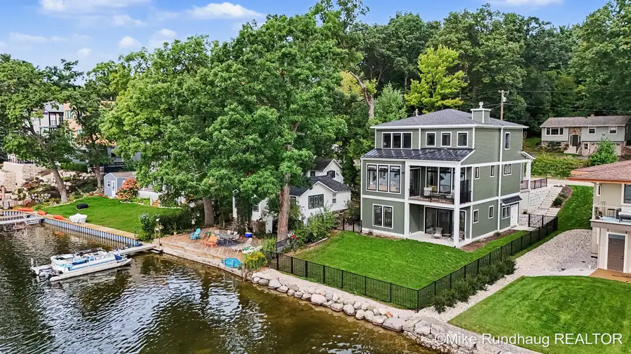 8851 Je-ne-be Drive Ne, Rockford, MI 49341 - #2