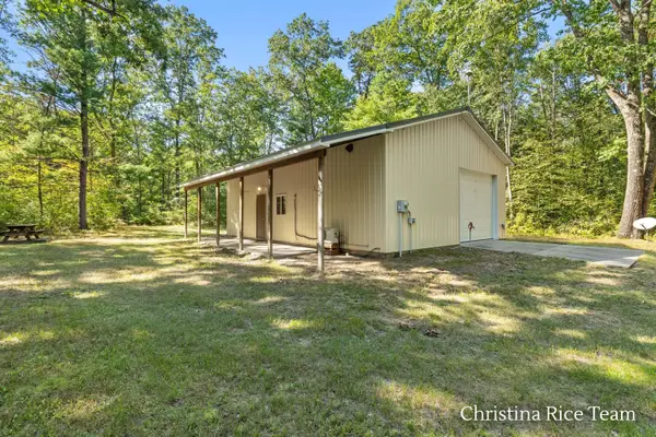 23101 4 Mile Road, Morley, MI 49336