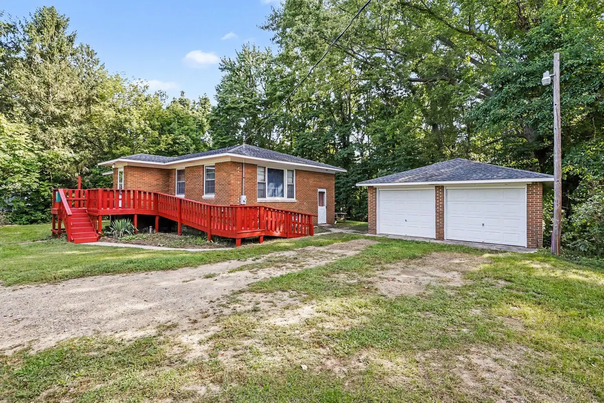 6221 Pierce Street, Coloma, MI 49038 - #1