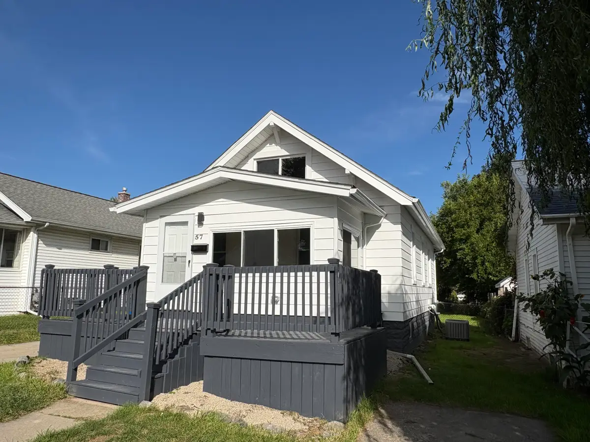 57 W End Avenue, Waterford, MI 48328 - #1