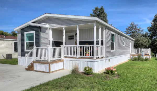 3298 Hillcrest Way #365, Zeeland, MI 49464