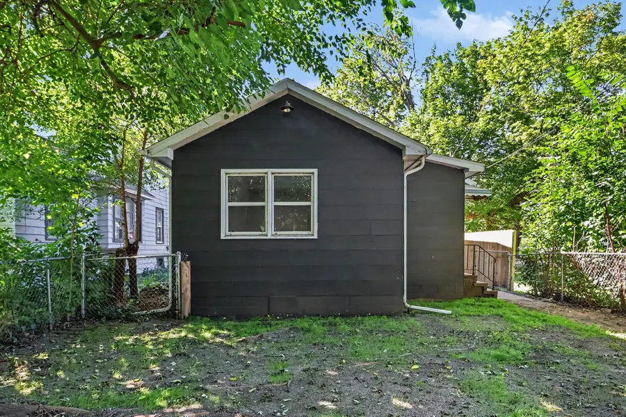 702 Fenimore Avenue, Kalamazoo, MI 49048 - #3