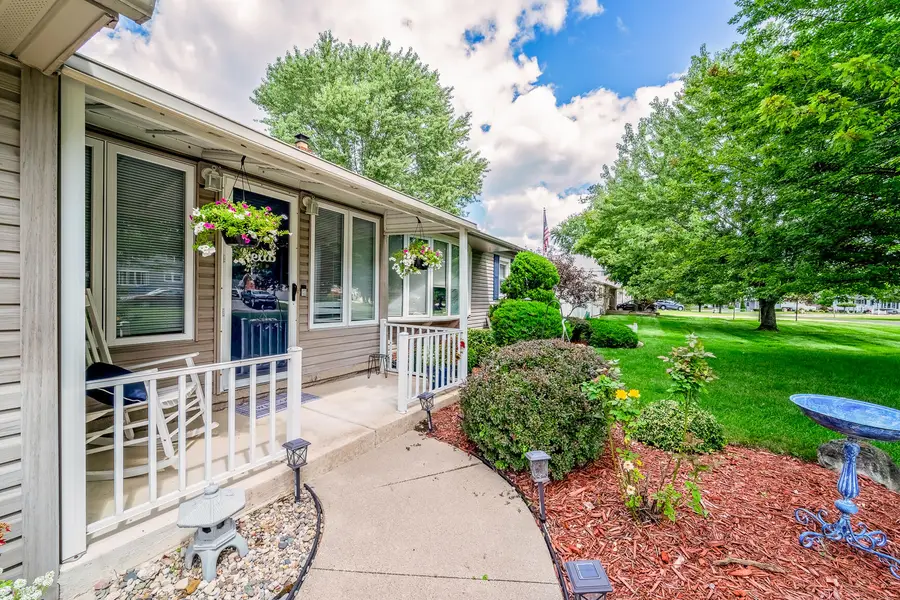 6045 Park Boulevard, South Rockwood, MI 48179 - #2