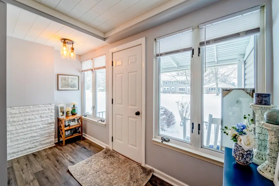 6045 Park Boulevard, South Rockwood, MI 48179 - #3