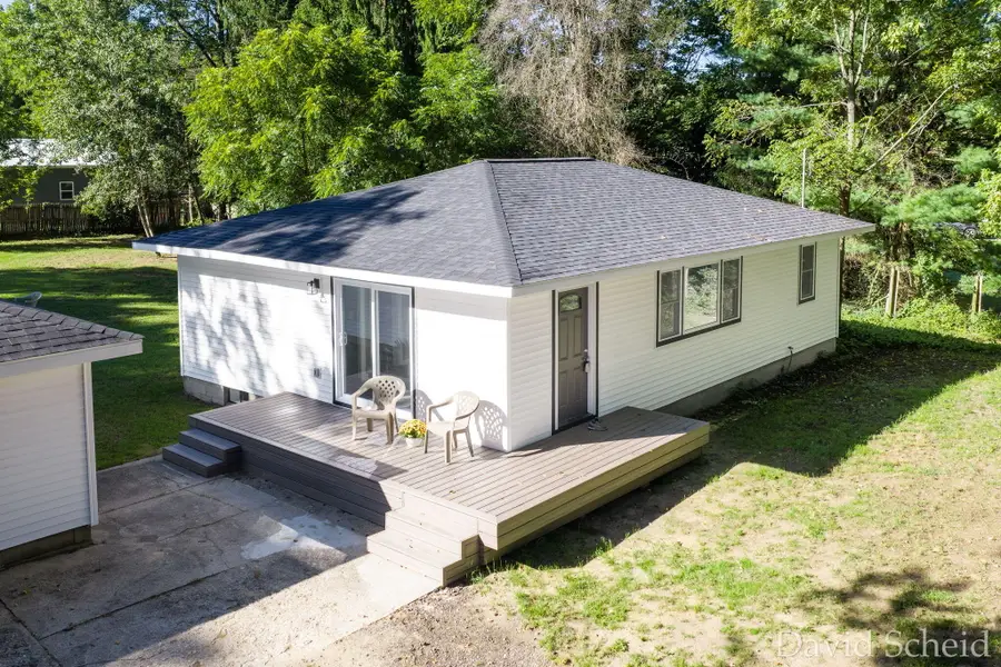 62 Flat River Drive Se, Lowell, MI 49331 - #2