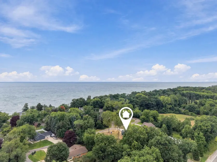 1677 Park Drive, Benton Harbor, MI 49022 - #2