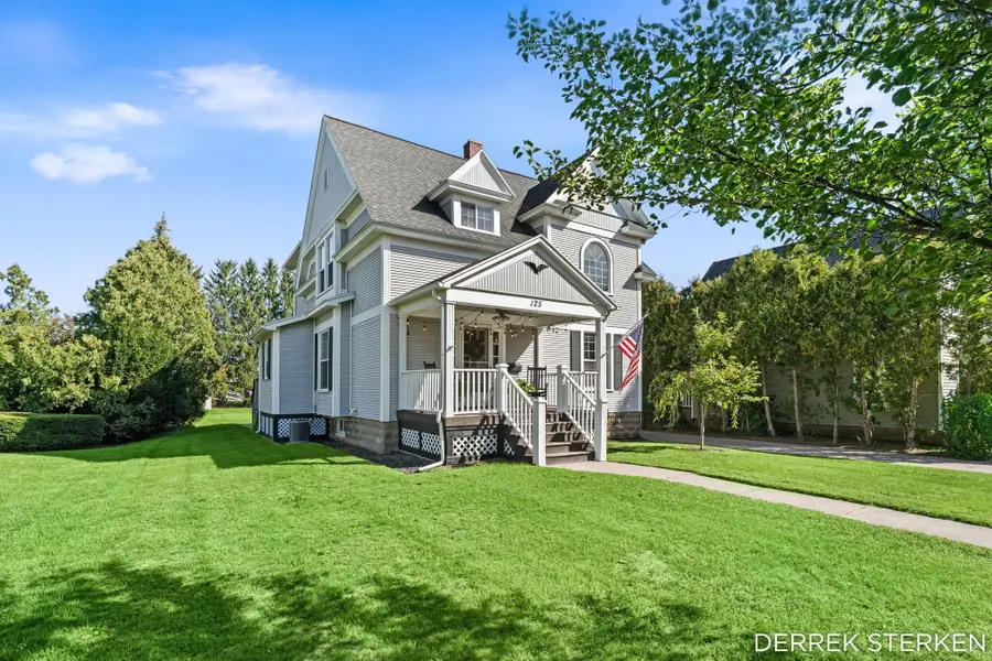 125 W Main Avenue, Zeeland, MI 49464 - #3