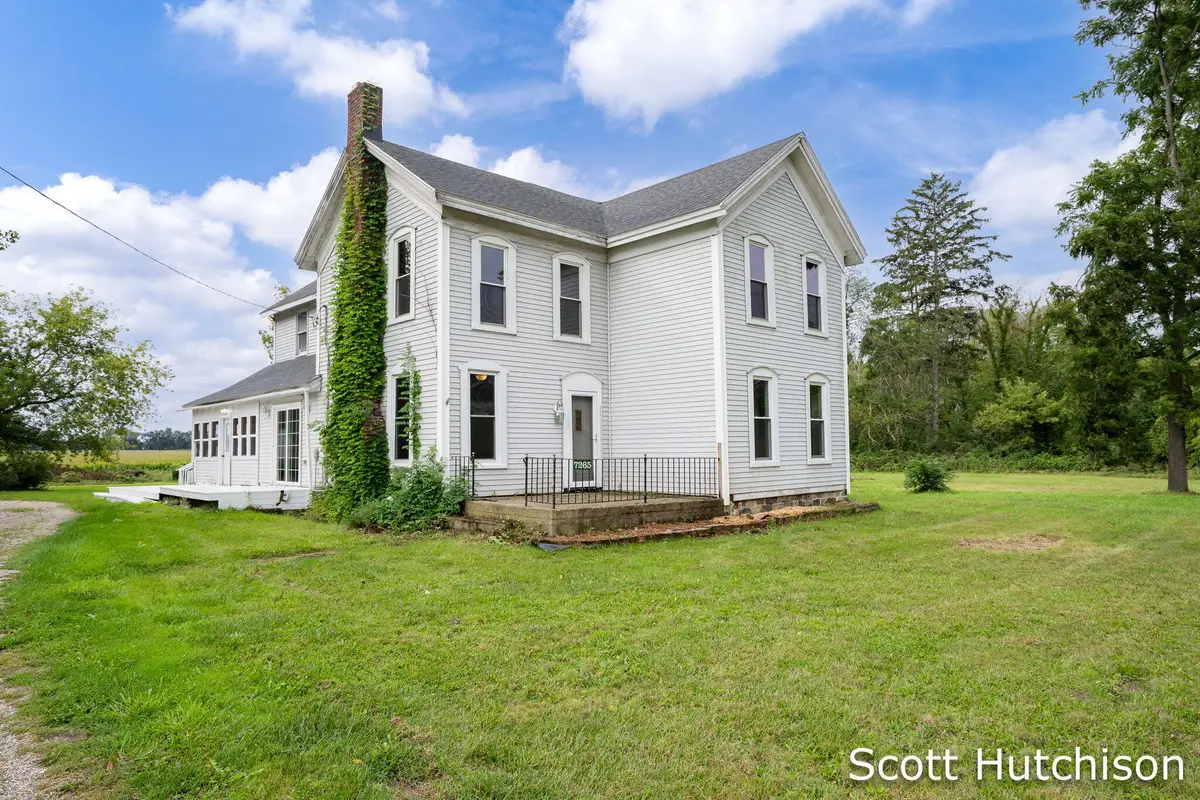7265 W Carson City Road, Greenville, MI 48838 - #1