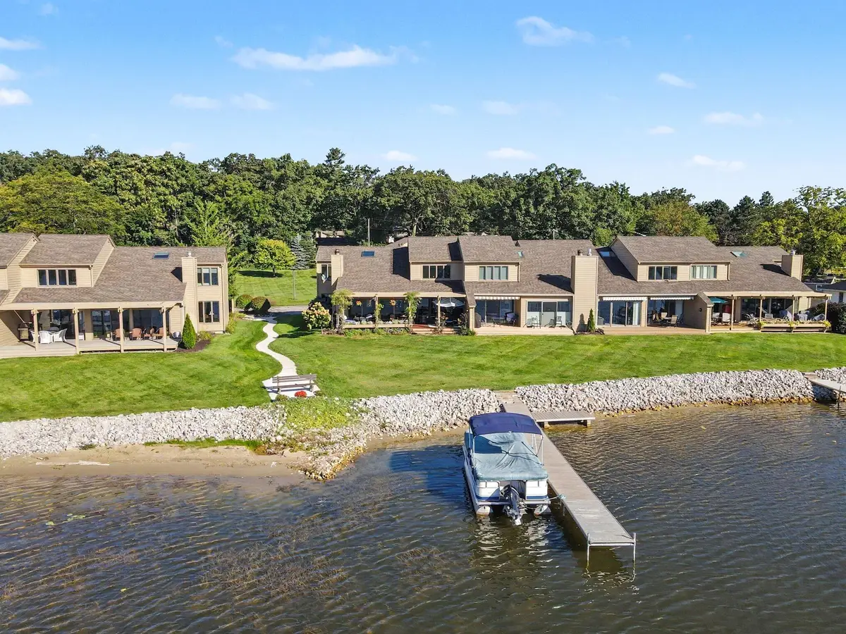 15768 N Prospect Point Drive #13, Spring Lake, MI 49456 - #1