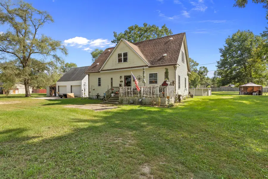 6054 E Almy Road, Vestaburg, MI 48891 - #2