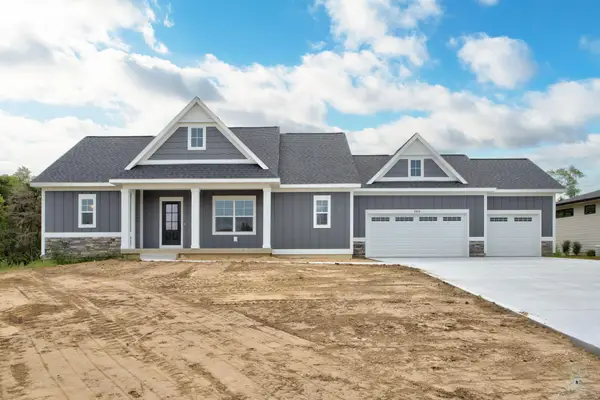 2975 Colfax Court, Douglas, MI 49406