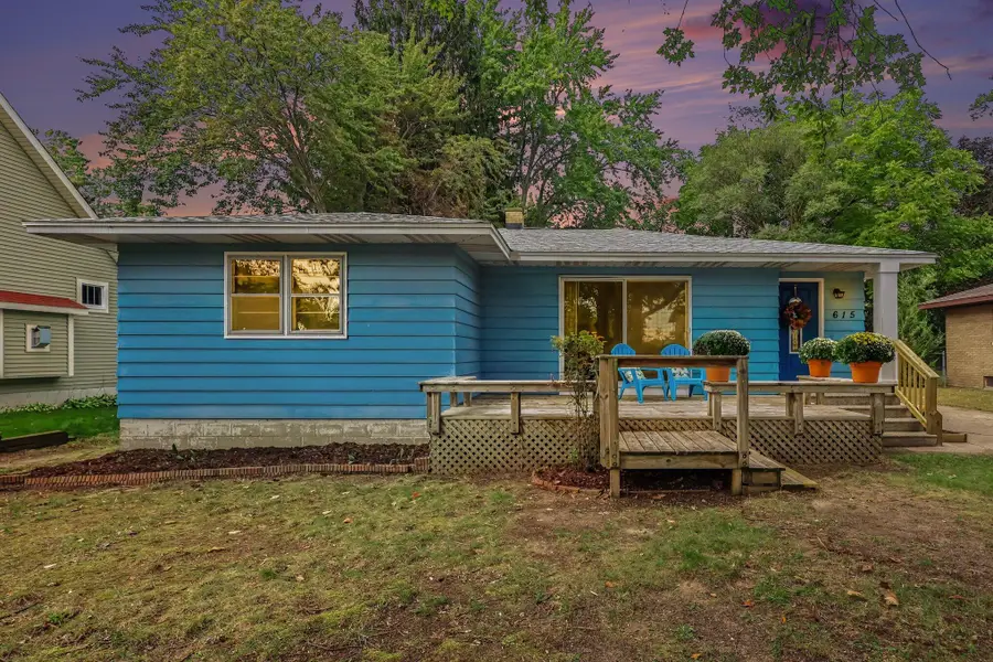 615 Fall Street, Spring Lake, MI 49456 - #3