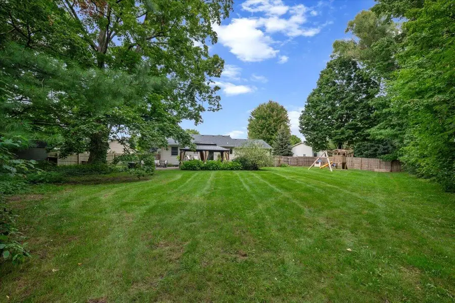 3702 Mesa Court Ne, Rockford, MI 49341 - #3