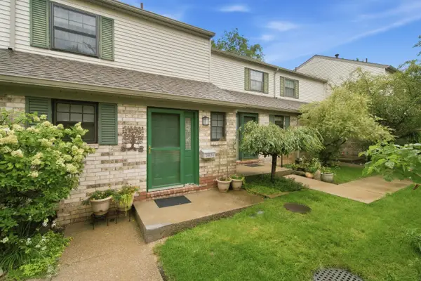 3831 Greenleaf Circle, Kalamazoo, MI 49008