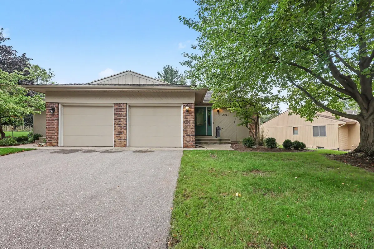 2130 Cranbrook Drive Ne, Grand Rapids, MI 49505 - #1