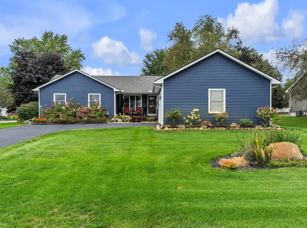 61600 Tayberry Circle, South Lyon, MI 48178