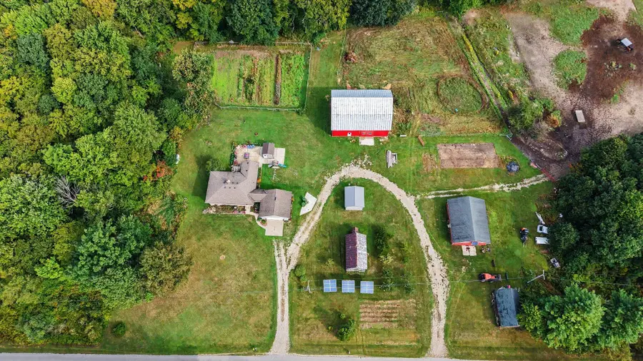 1149 W 40th Street, Fremont, MI 49412 - #2