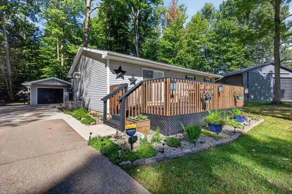 6633 Birchshore Drive, Lakeview, MI 48850