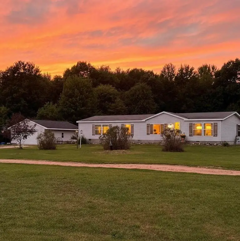 2233 S Wisner Avenue, Fremont, MI 49412 - #1