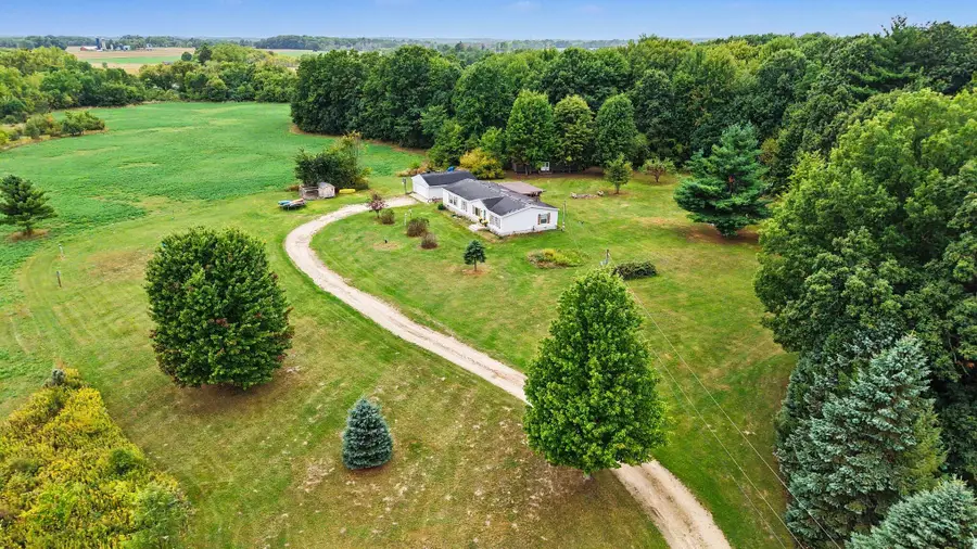 2233 S Wisner Avenue, Fremont, MI 49412 - #2