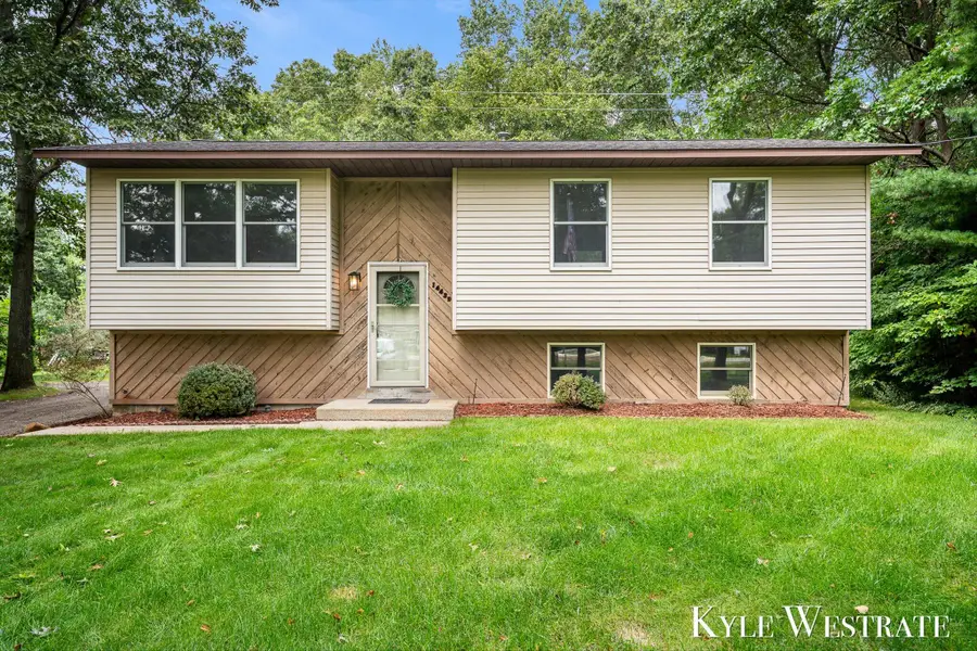 14439 Lincoln Street, Grand Haven, MI 49417 - #2