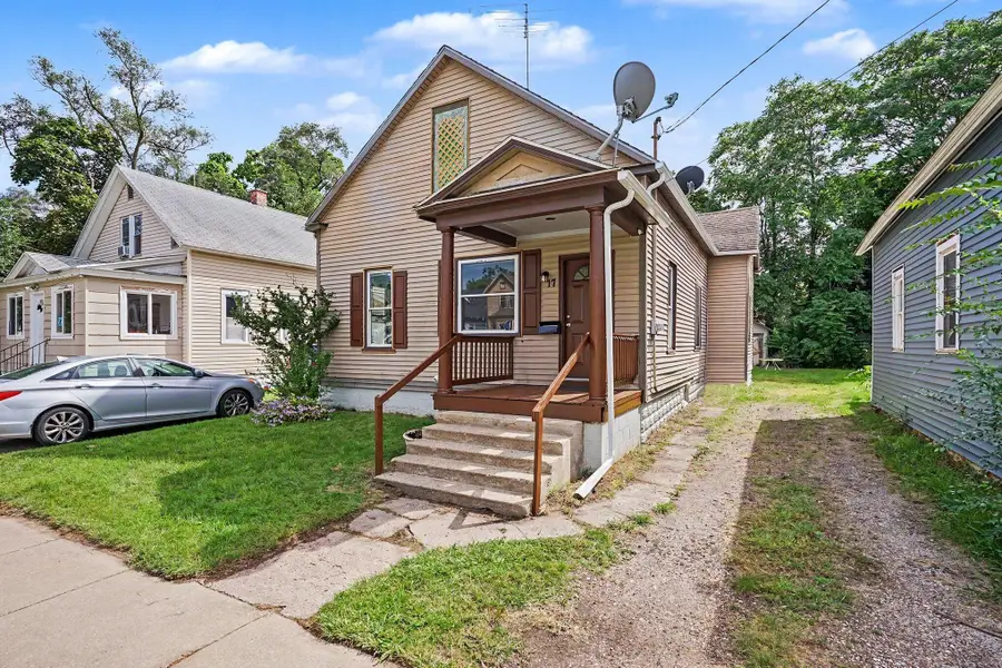 17 E Isabella Avenue, Muskegon, MI 49442 - #3