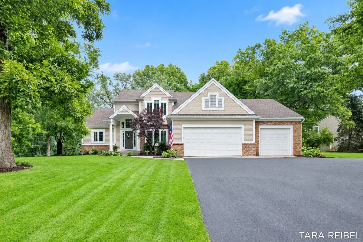 4320 Trail East Drive Ne, Ada, MI 49301 - #1
