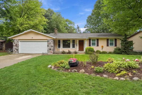 7258 Yorkshire Drive, Hudsonville, MI 49426