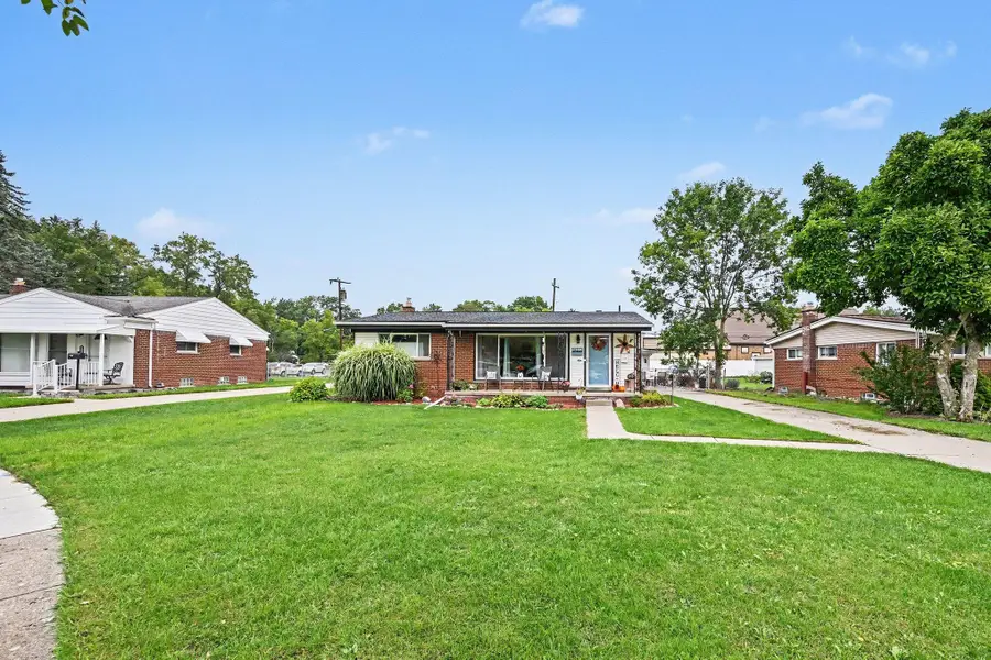17663 Dolores Street, Livonia, MI 48152 - #2