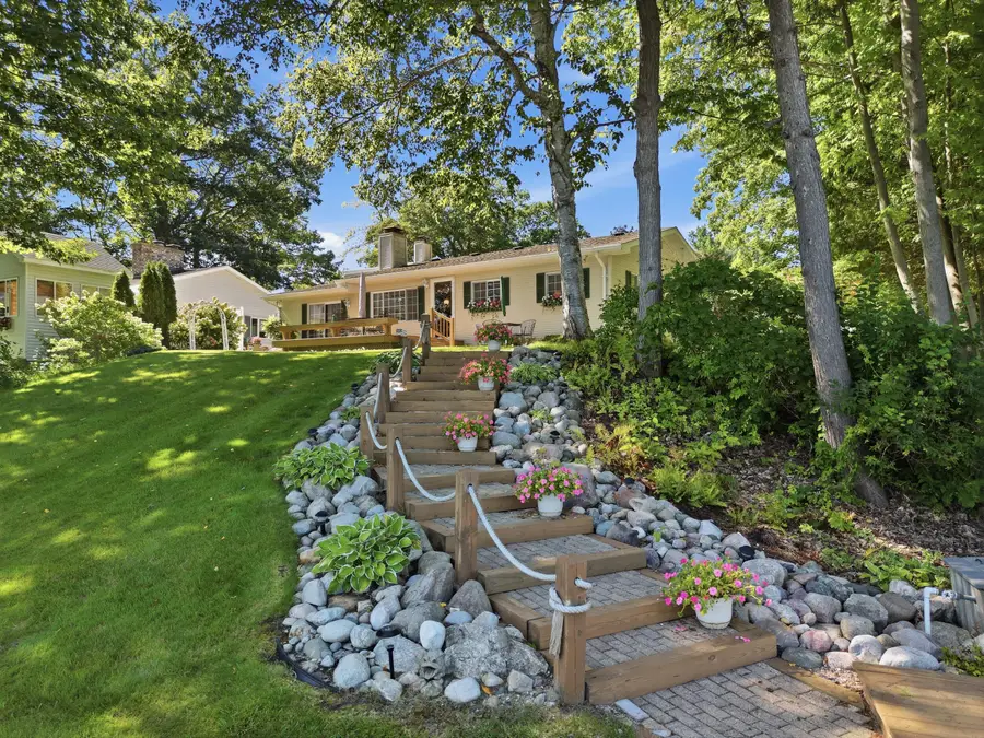 8604 Lynwood Lane, Mecosta, MI 49332 - #2