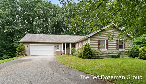 16565 Greenly Street, Holland, MI 49424
