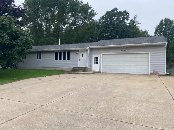 3501 N 144th Avenue, Holland, MI 49424