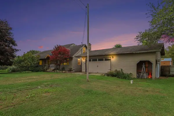 7144 E 5 Point Highway, Eaton Rapids, MI 48827