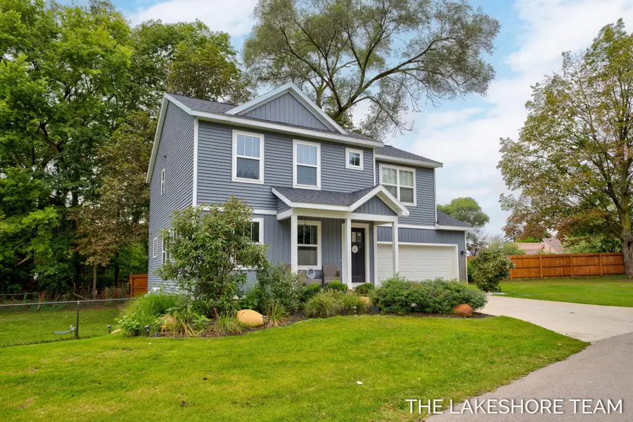 734 E 8th Street, Holland, MI 49423 - #3